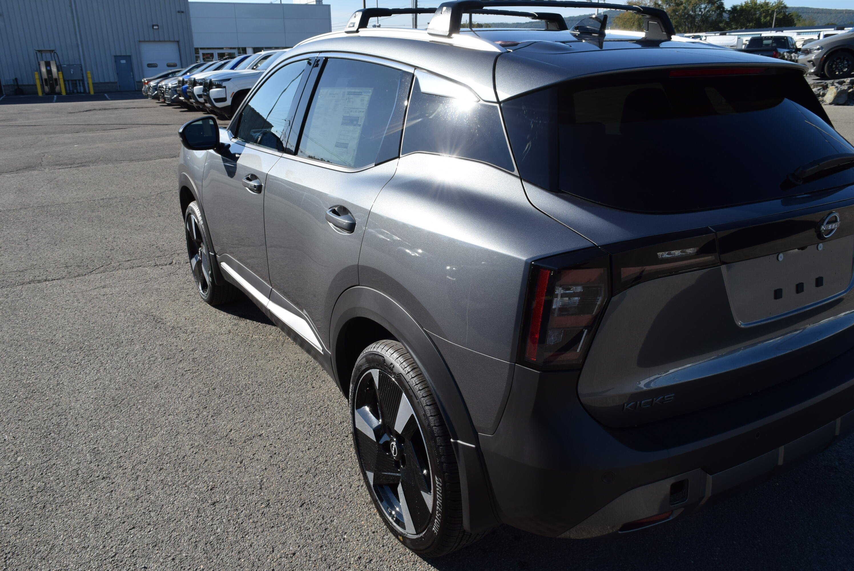2026 Nissan KICKS SR AWD - Photo 8