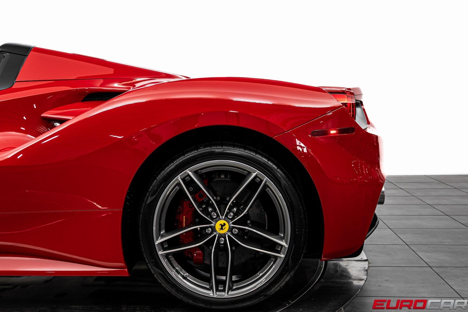 2017 Ferrari 488 Spider *CARBON INTERIOR * IMMACULATE CONDITION*Image 18