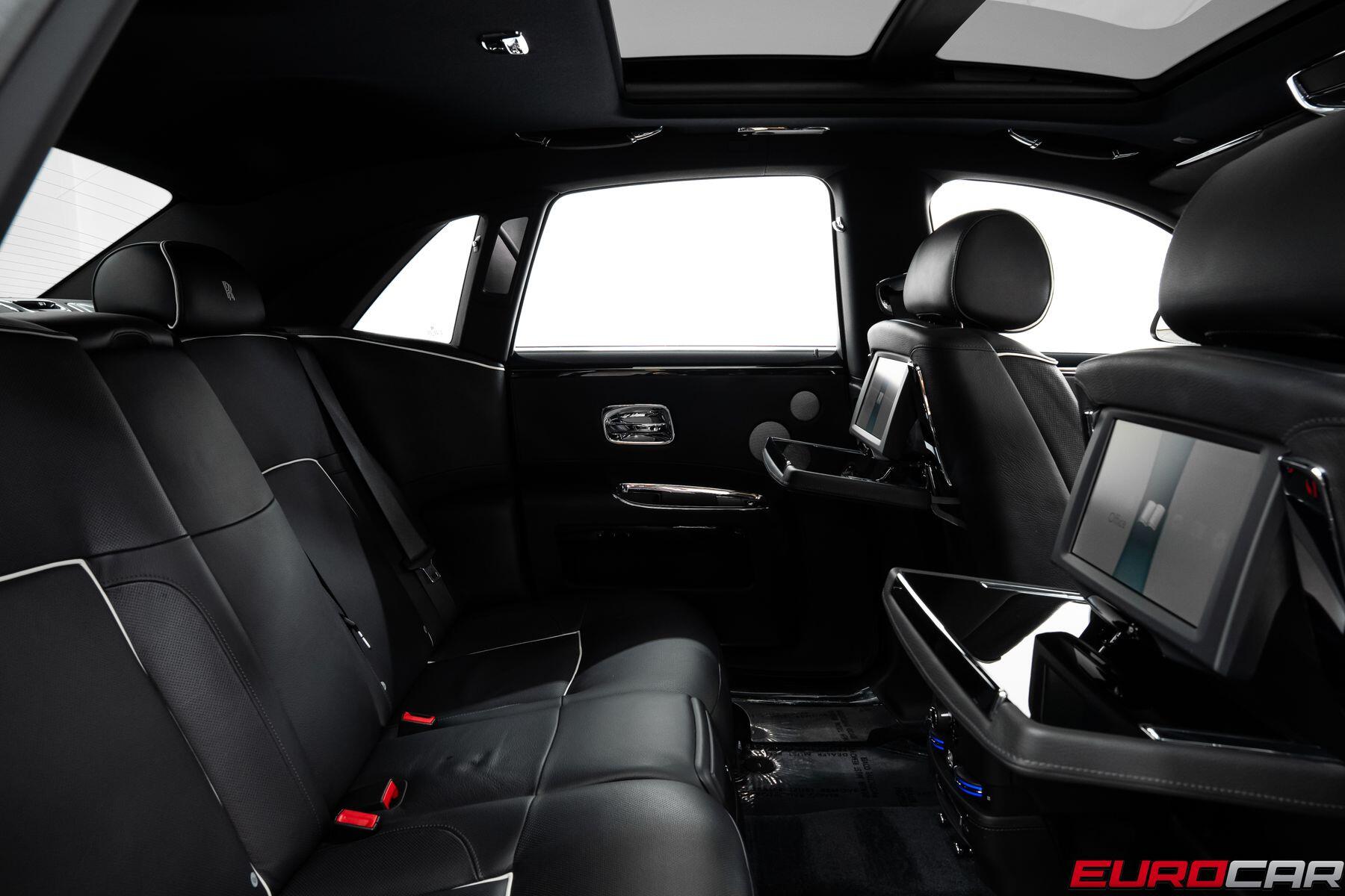 2014 Rolls-Royce Ghost *REAR THEATER * INDIVIDUAL SEAT CONFIGURATION*Image 38