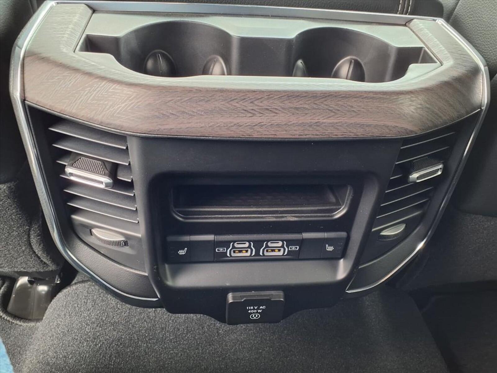 2025 RAM 2500 Laramie - Photo 10