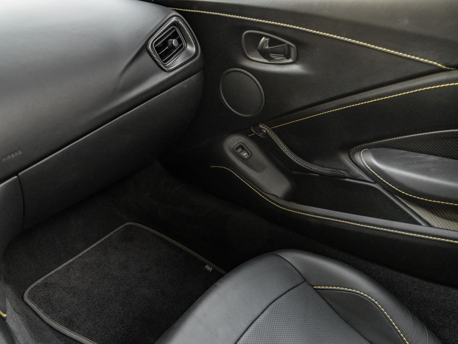 Used 2021 Aston Martin Vantage Roadster