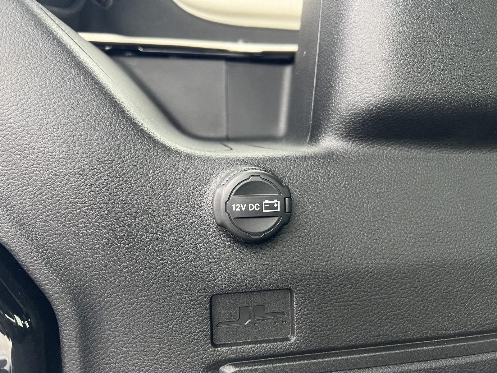 2026 Jeep Wrangler 4-Door Sahara - Photo 52