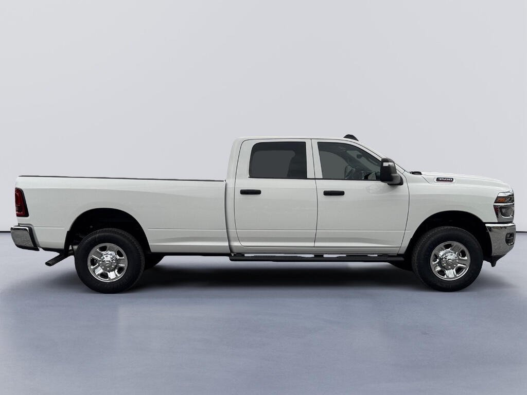 2026 RAM 3500 Tradesman - Photo 6