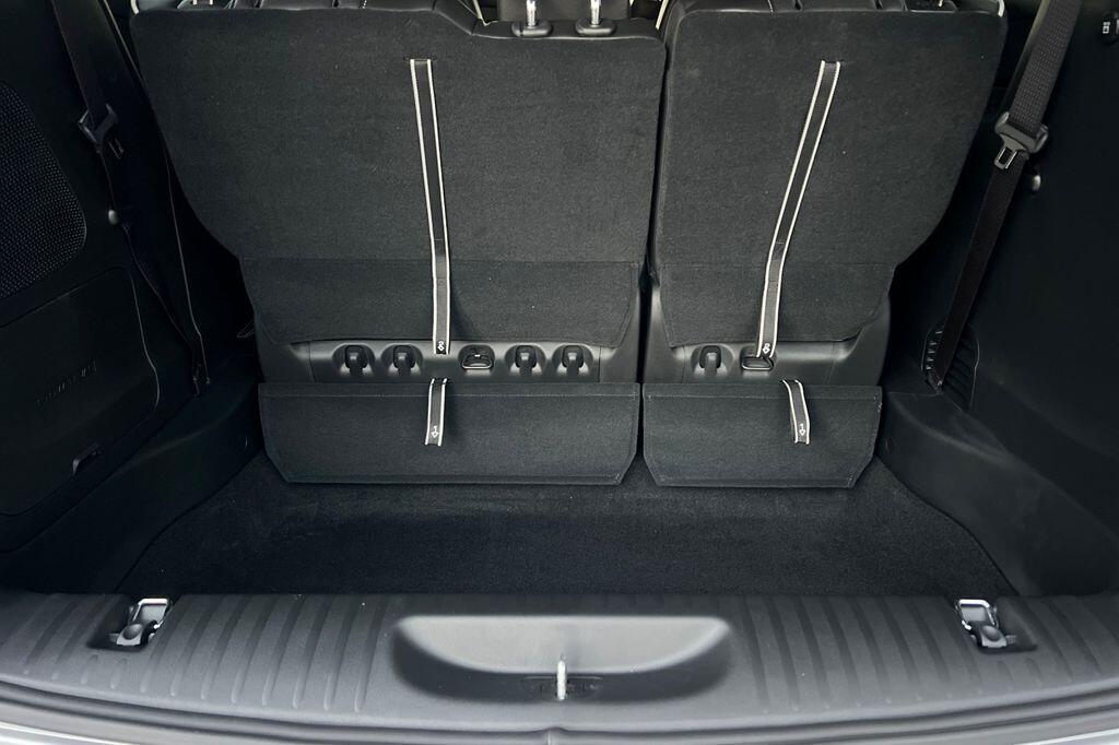 2026 Chrysler Pacifica Limited - Photo 17