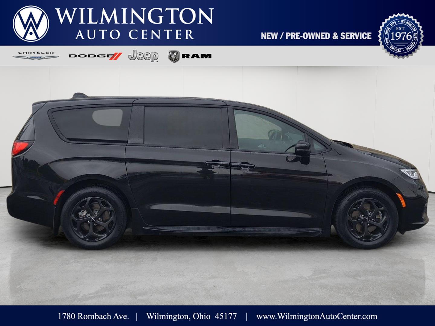 2022 Chrysler Pacifica Hybrid Touring L