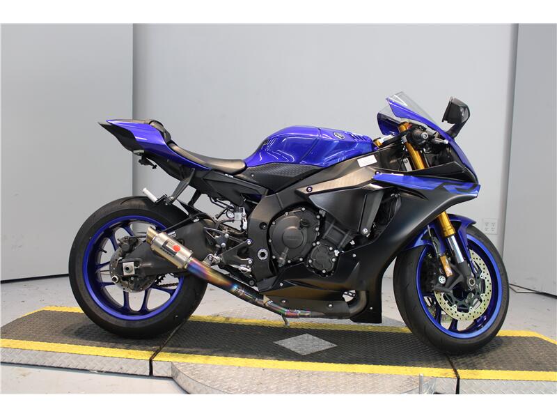 2019 Yamaha YZFR1