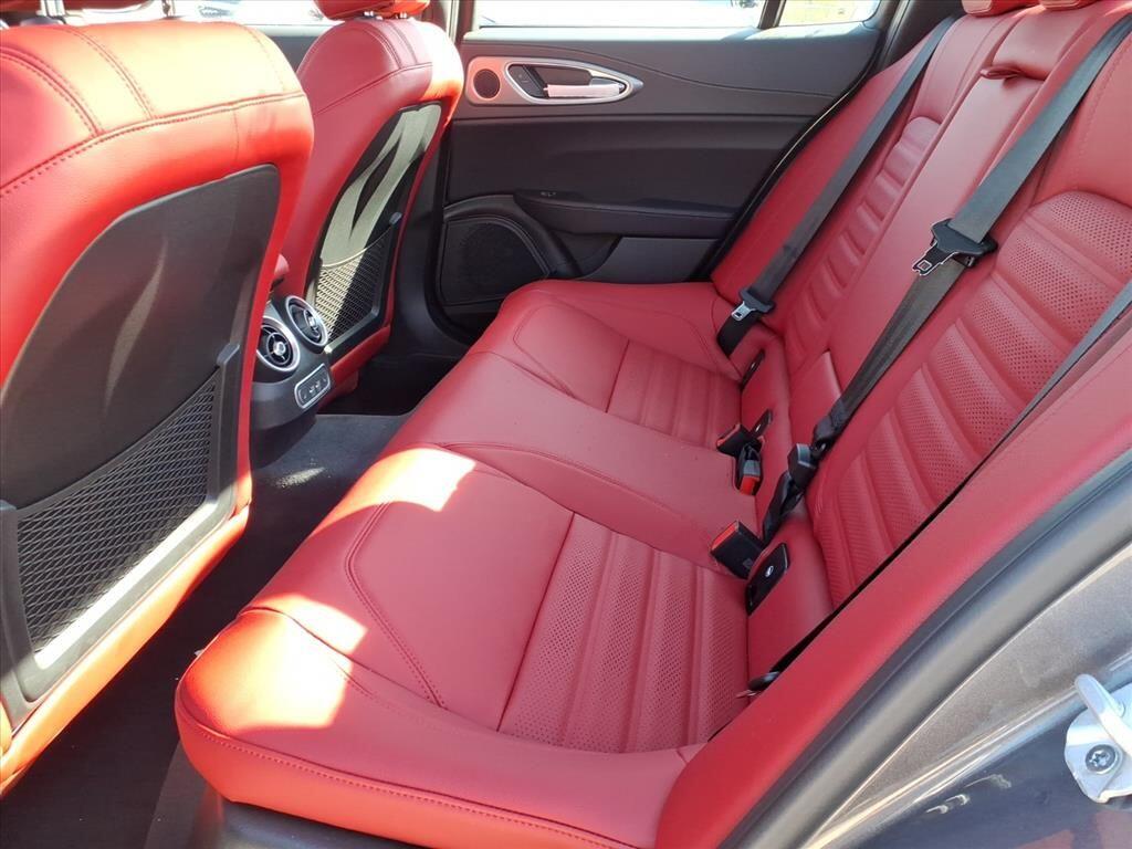 2026 Alfa Romeo Giulia Base - Photo 26