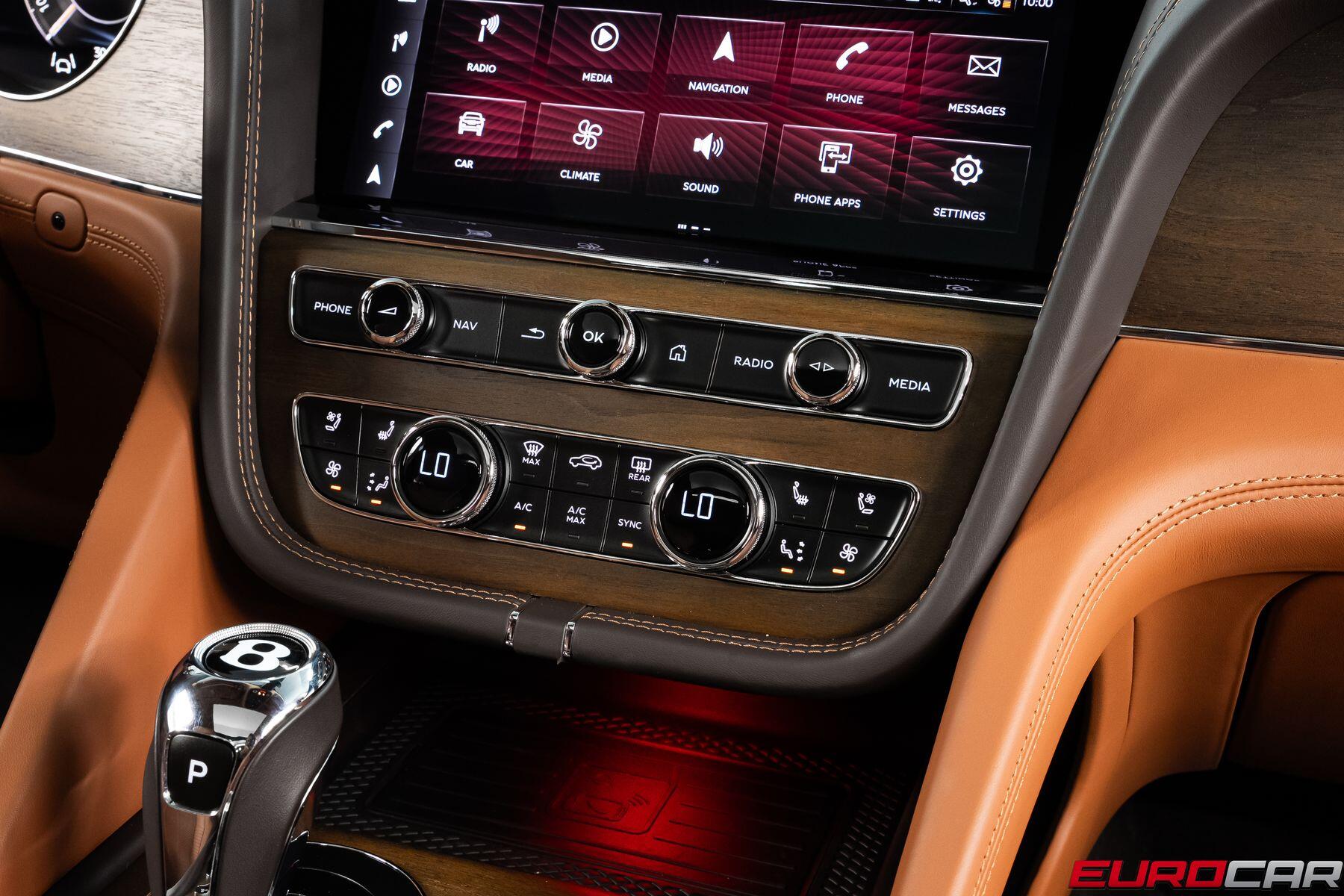 2024 Bentley Bentayga V8 *FRONT SEAT COMFORT SPEC * PANORAMIC SUNROOF*Image 29