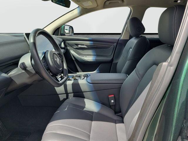 2023 VinFast VF 8 ECO - Photo 14