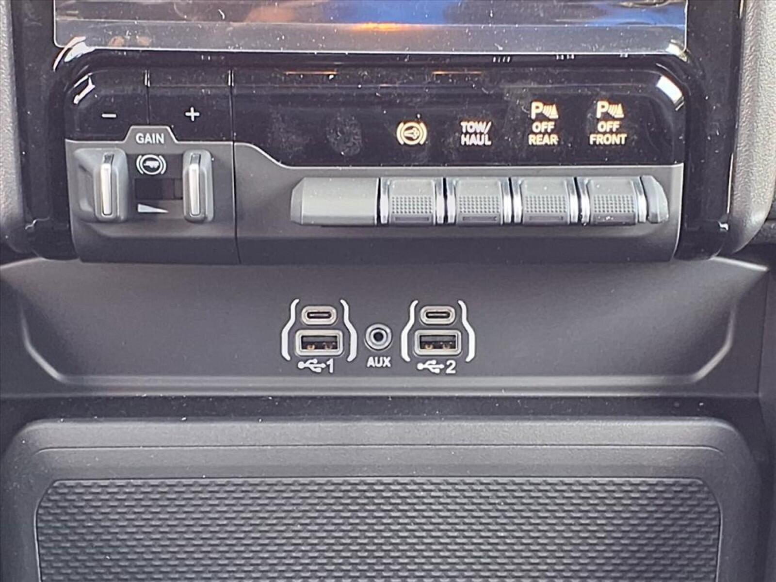 2025 RAM 2500 Big Horn/Lone Star - Photo 13