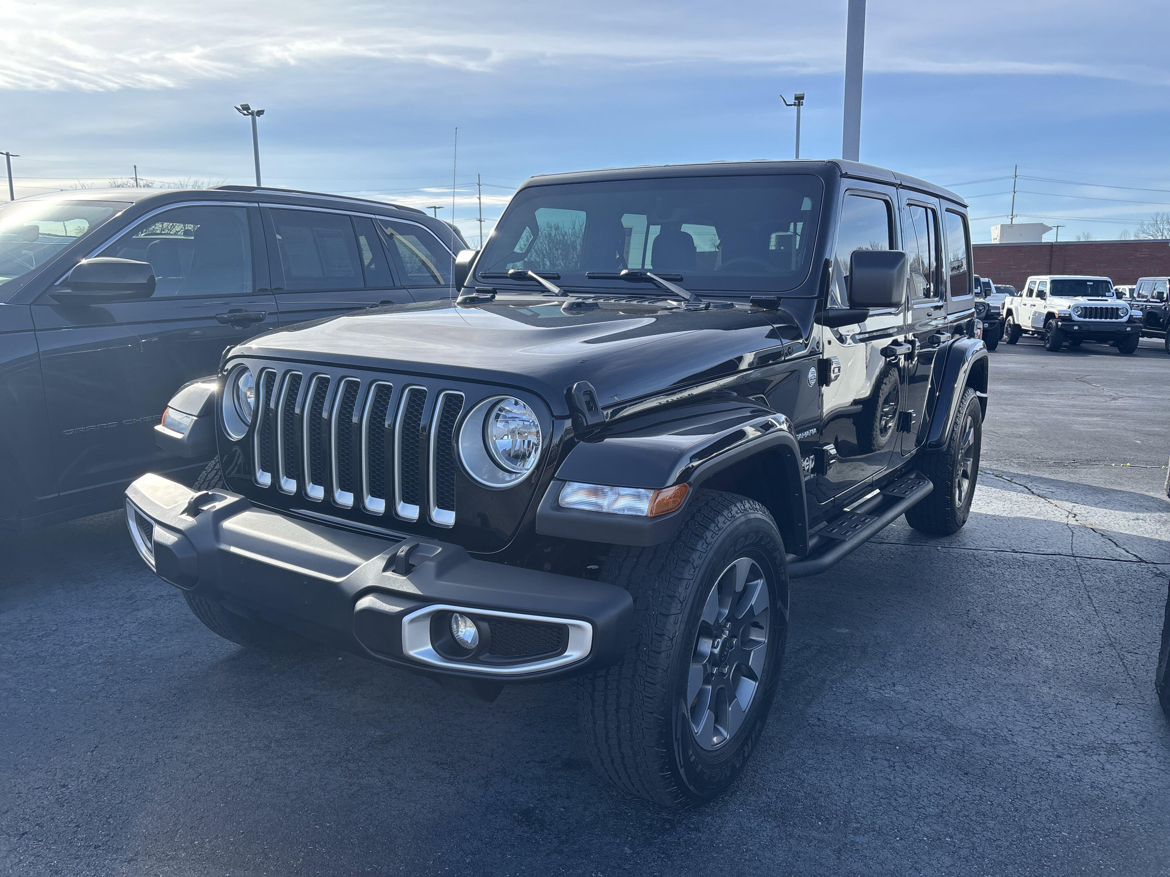 2023 Jeep Wrangler 4-Door Sahara's photo