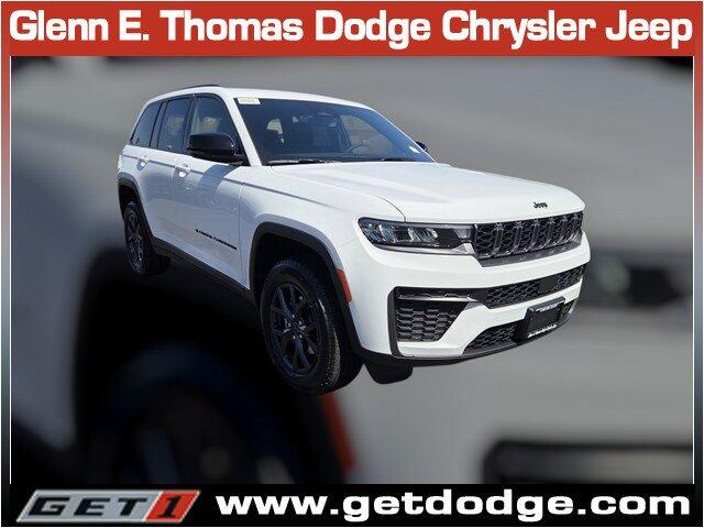 2027 Jeep Grand Cherokee Grand Cherokee Laredo Altitude 4x2