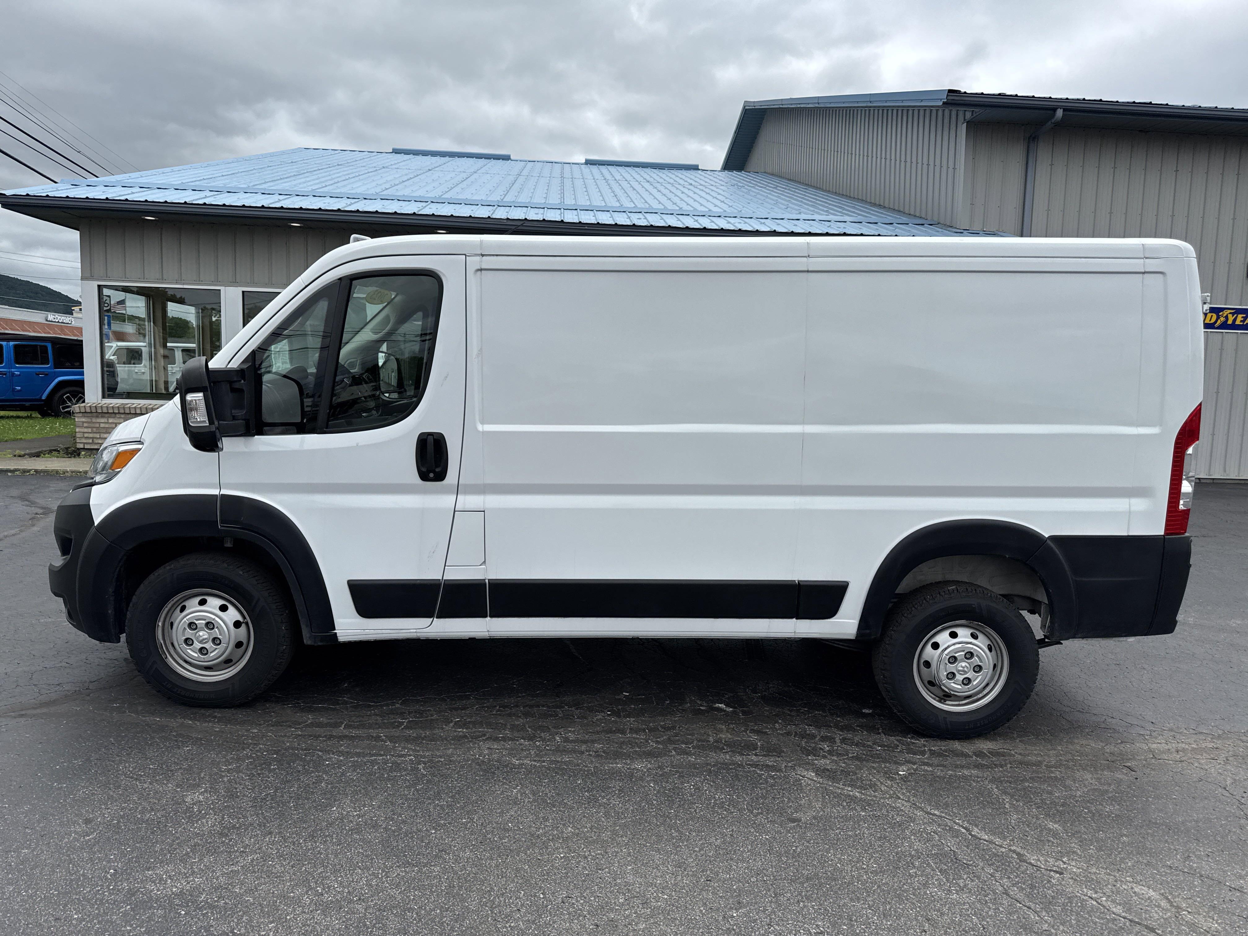 3C6LRVAG2PE540101