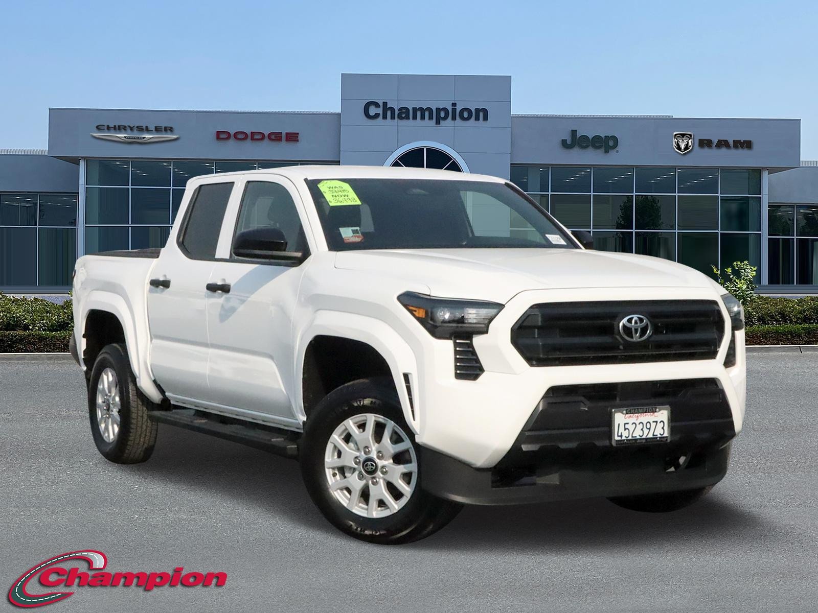 Used 2024 Toyota Tacoma SR with VIN 3TYKD5HN1RT003532 for sale in Downey, CA