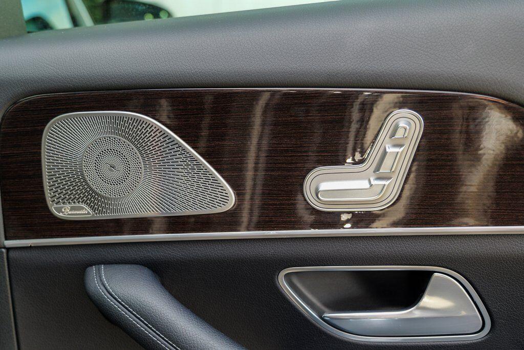 2025 Mercedes-Benz GLS Base - Photo 29