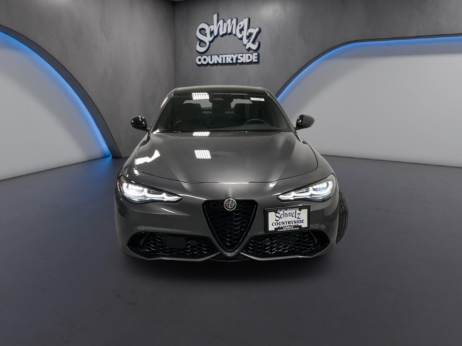 2026 Alfa Romeo Giulia Base - Photo 8
