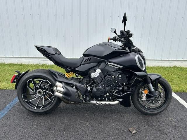 2023 Ducati Diavel V4