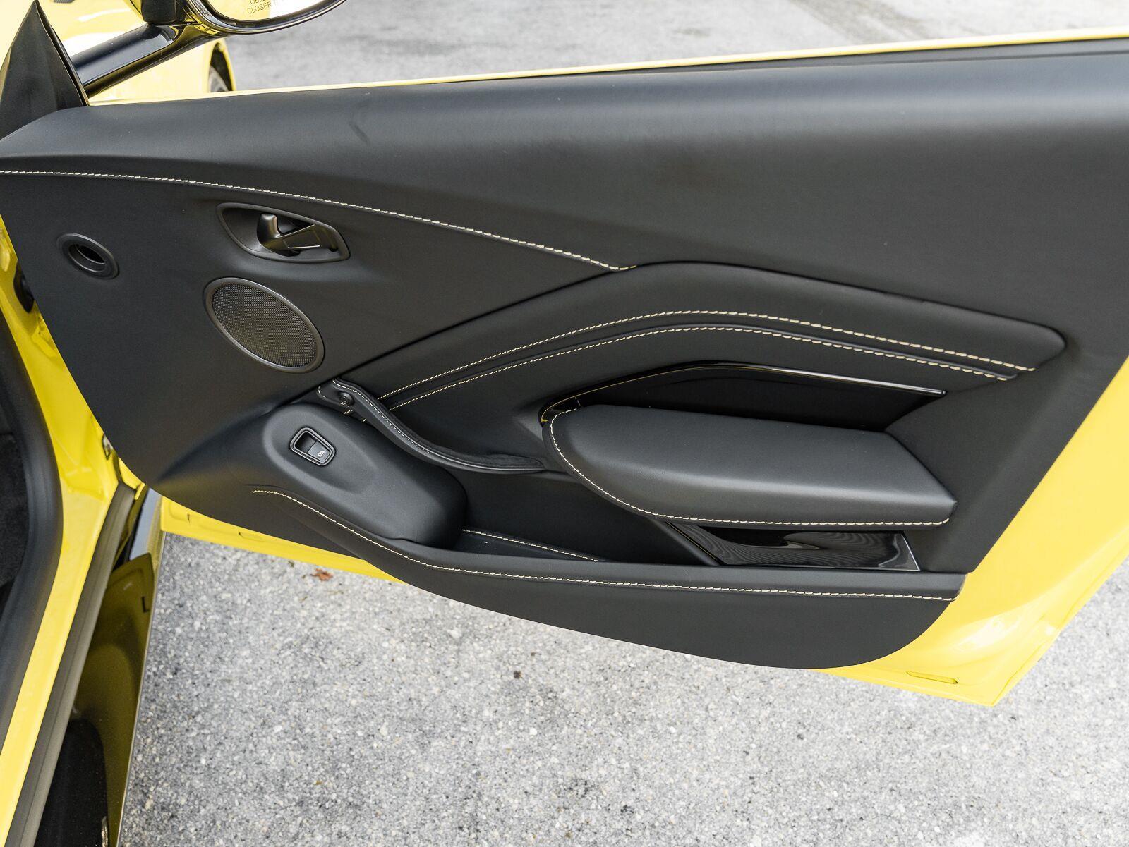 Used 2023 Aston Martin Vantage 