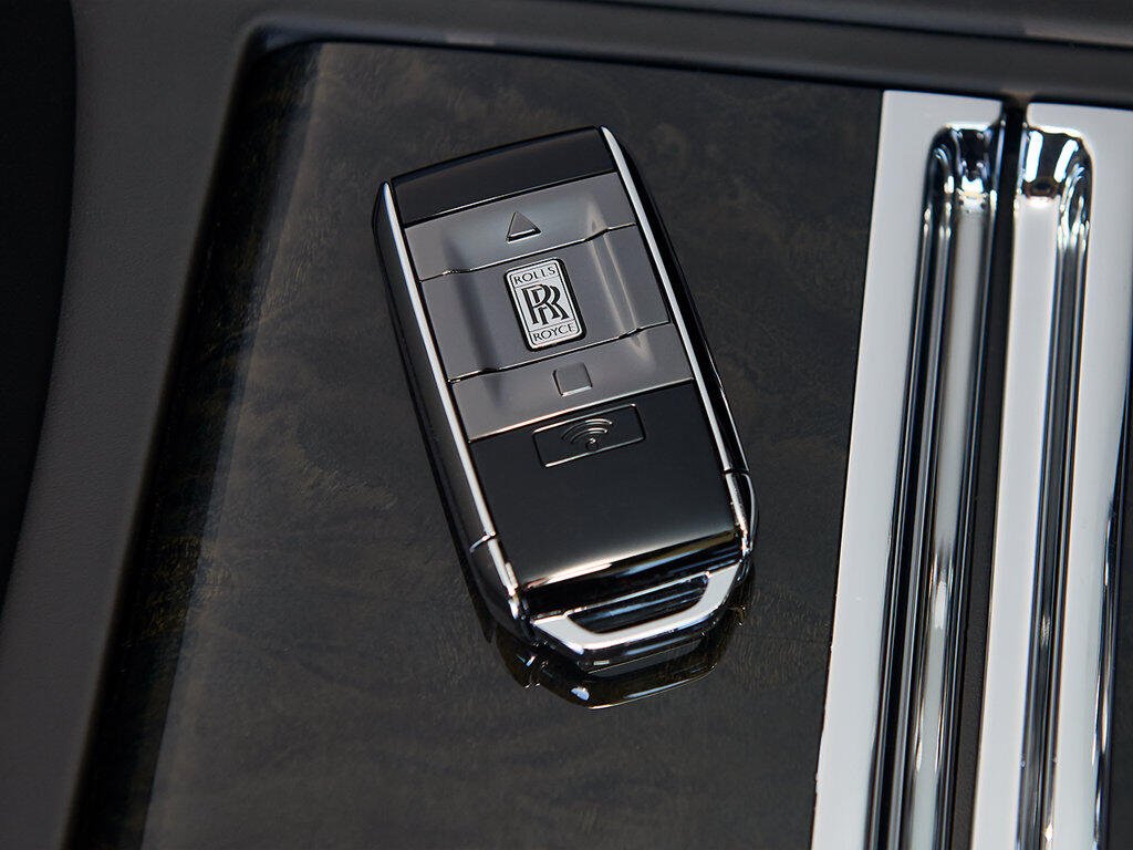 2026 Rolls-Royce Phantom Base - Photo 18