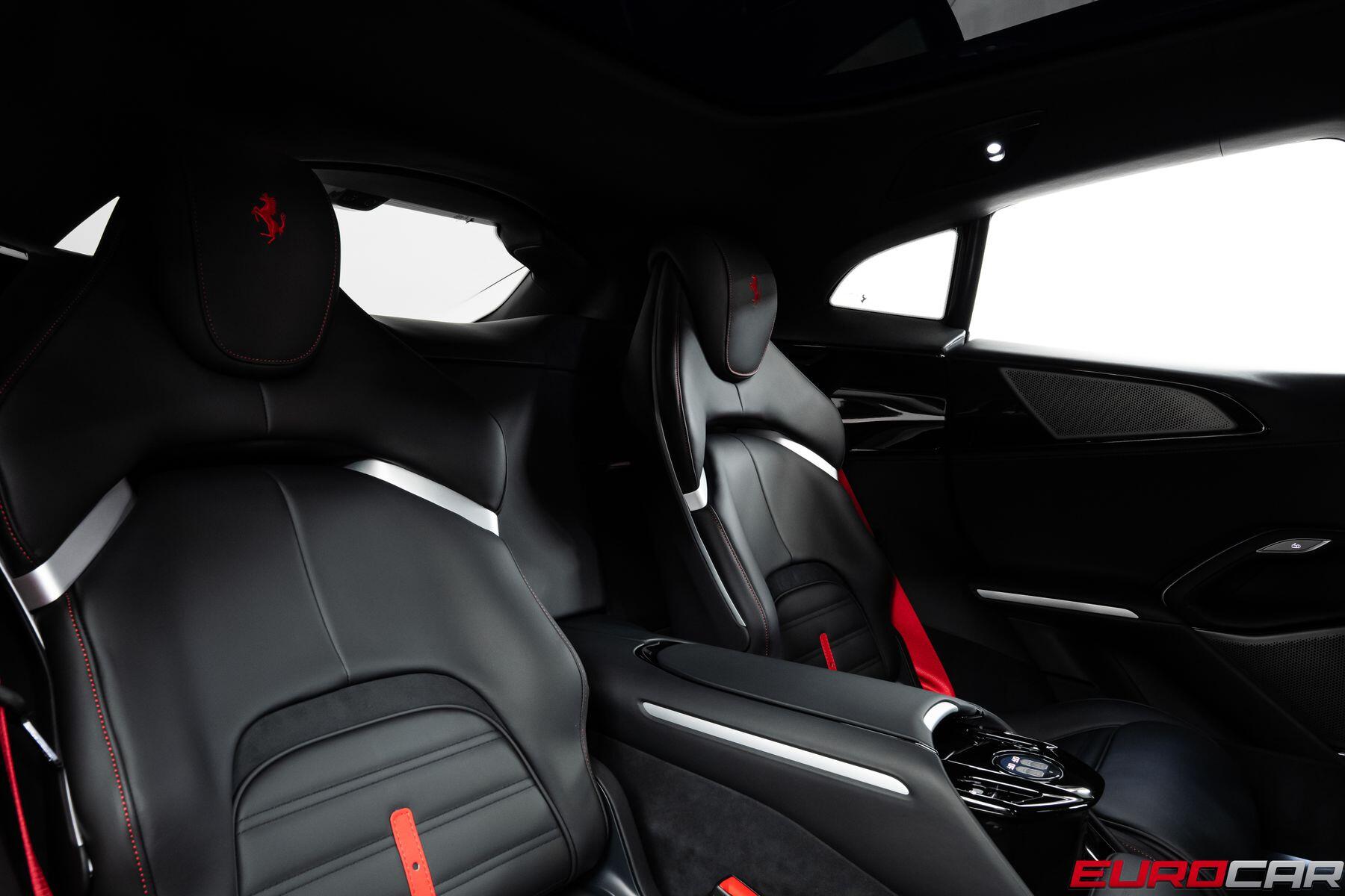 2025 Ferrari Purosangue *HUGE CARBON EXTERIOR OPTIONS * PANORAMIC SUNROOF*Image 46