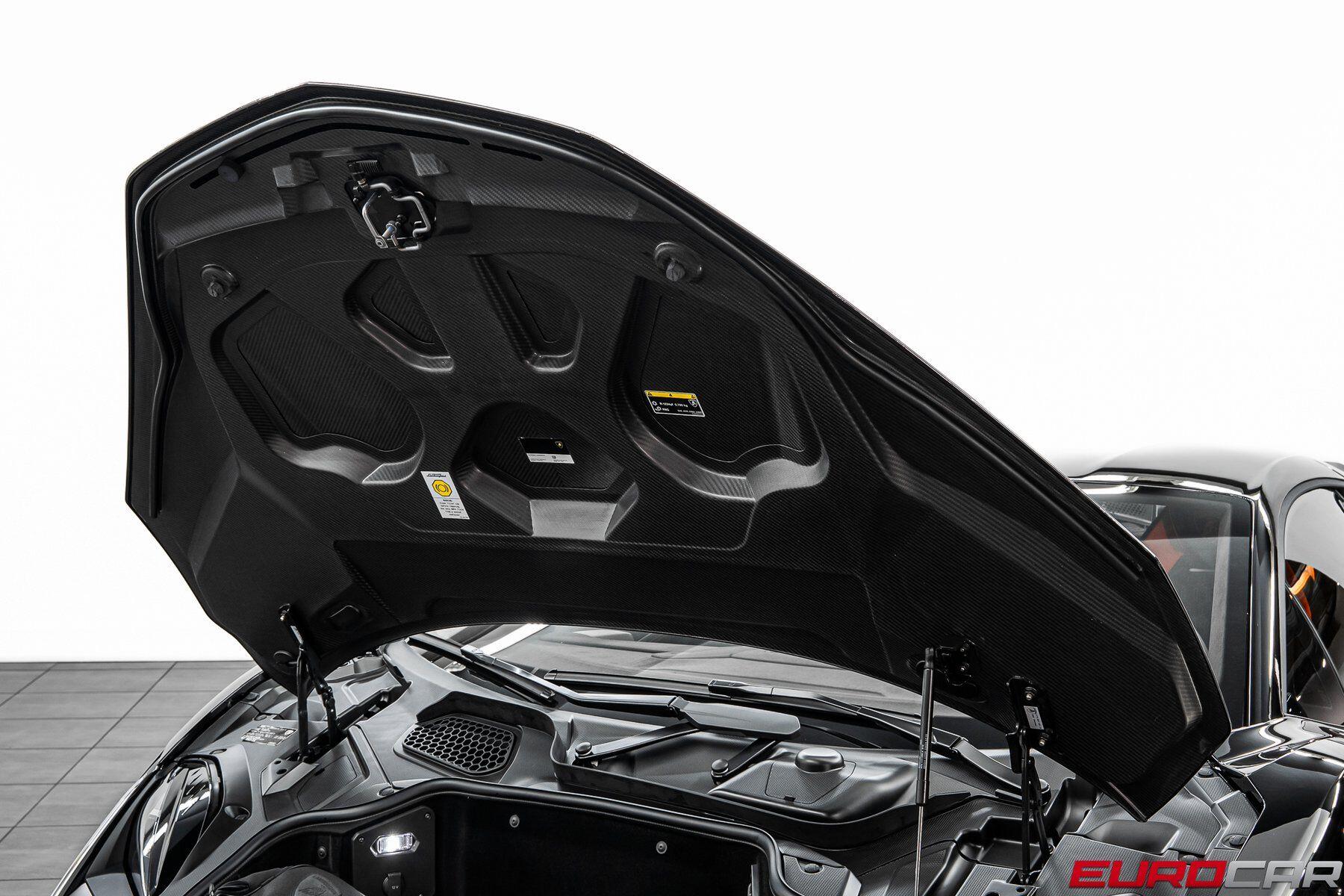 2025 Lamborghini Revuelto *PASSENGER DISPLAY * FULL PPF*Image 10