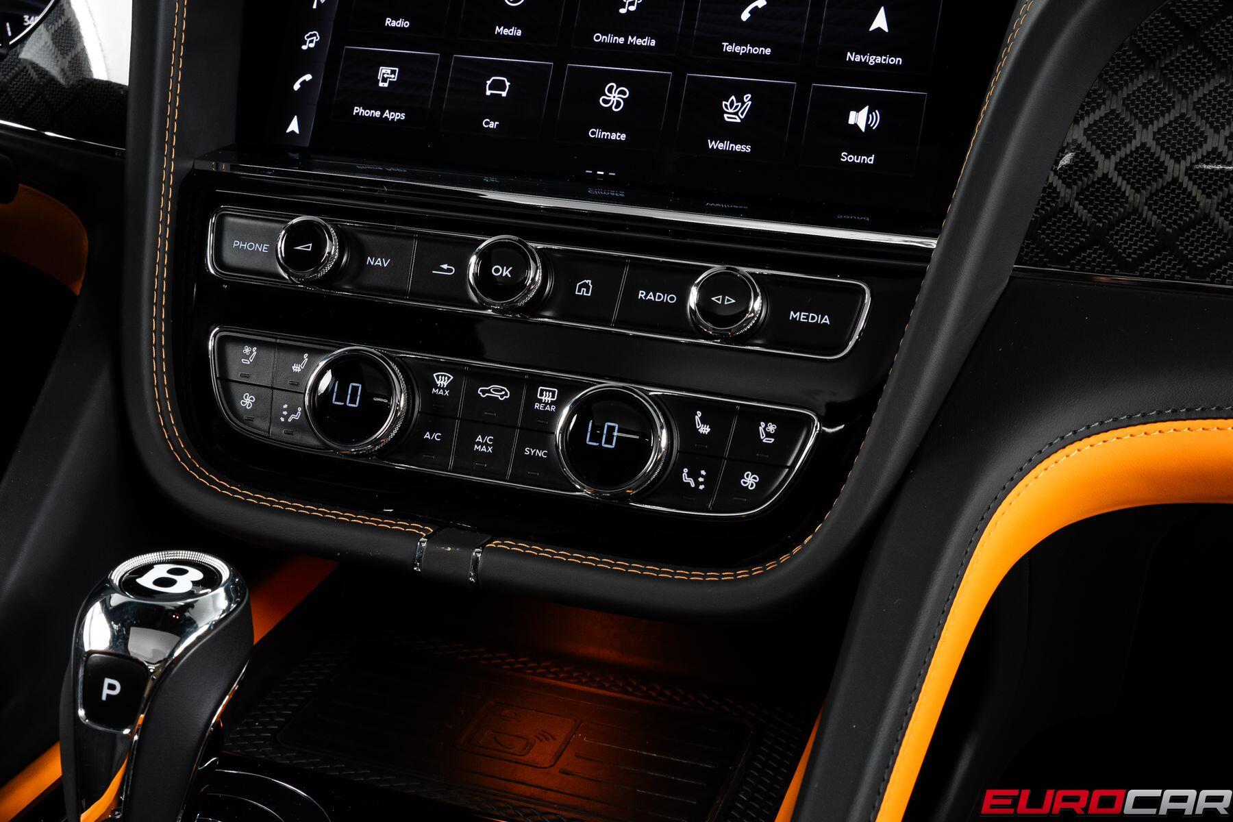 2025 Bentley Bentayga S Black Edition *PANORAMIC SUNROOF*Image 30