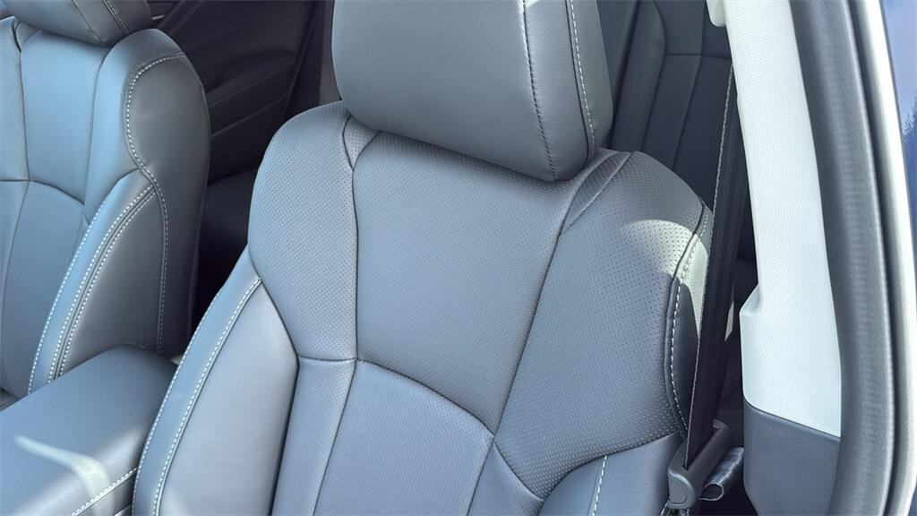 2025 Subaru Outback Limited's photo