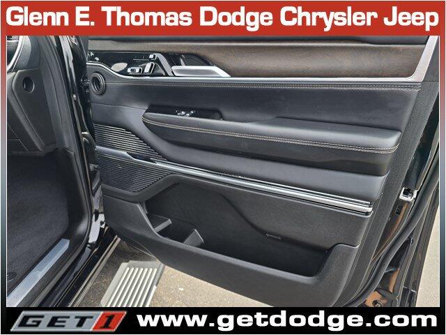 2024 Jeep Grand Wagoneer L Series I - Photo 39