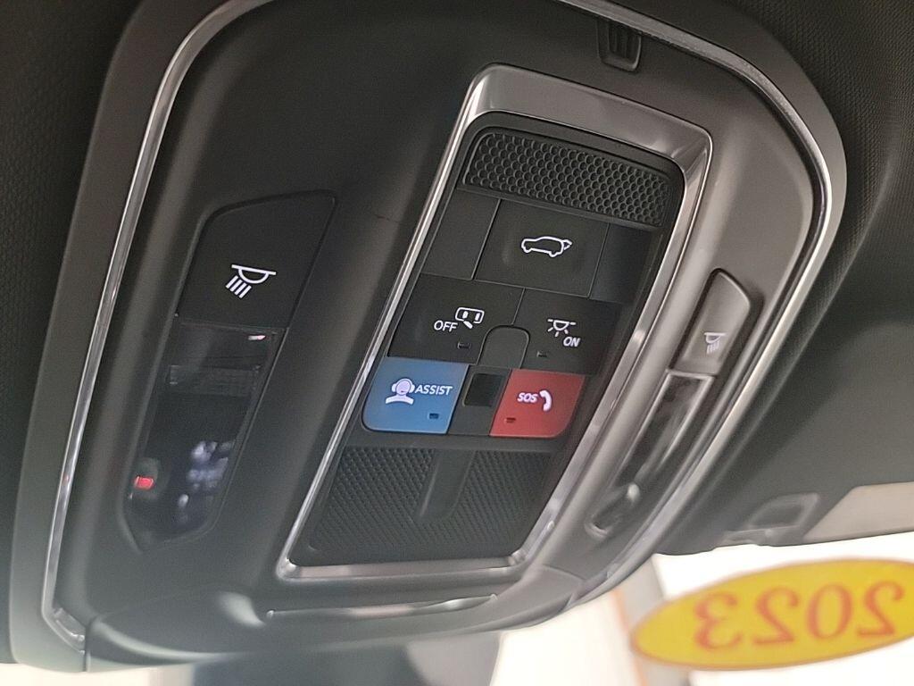 2023 Jeep Grand Cherokee Altitude - Photo 21