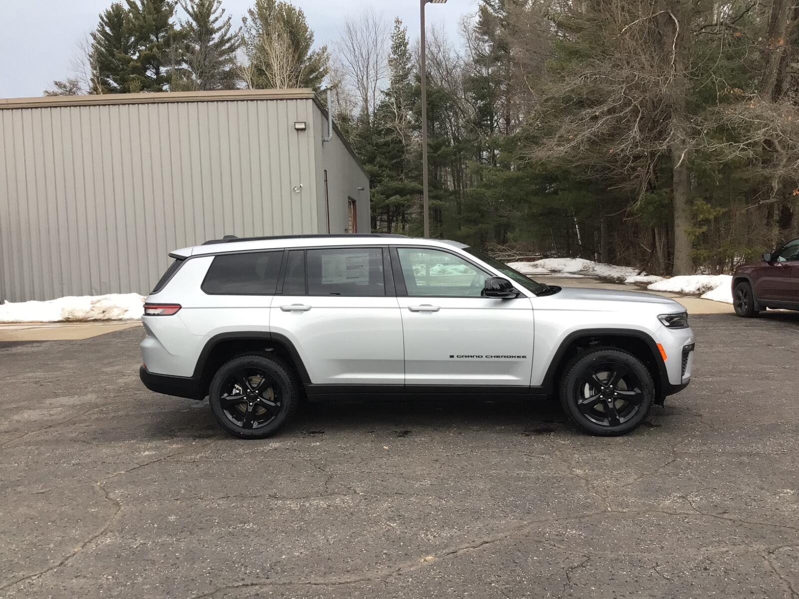 2026 Jeep Grand Cherokee L Limited - Photo 7