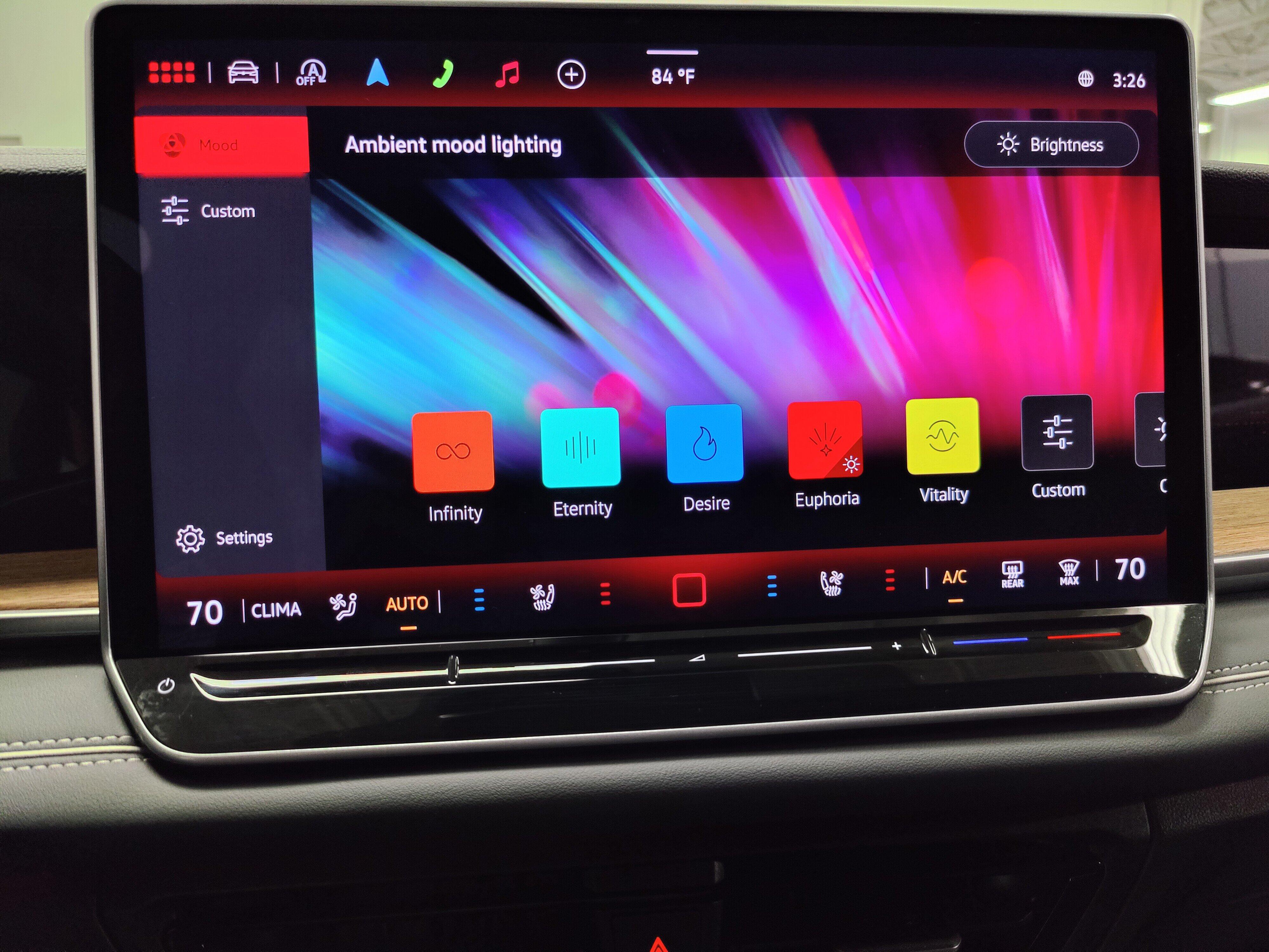 2025 Volkswagen Tiguan SEL R-LINE - Photo 26