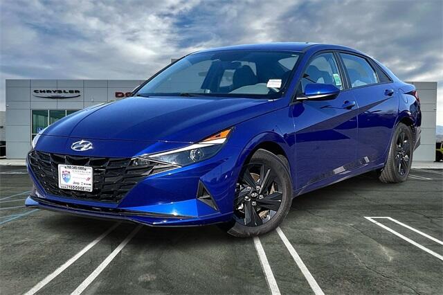 2023 Hyundai Elantra SEL's photo