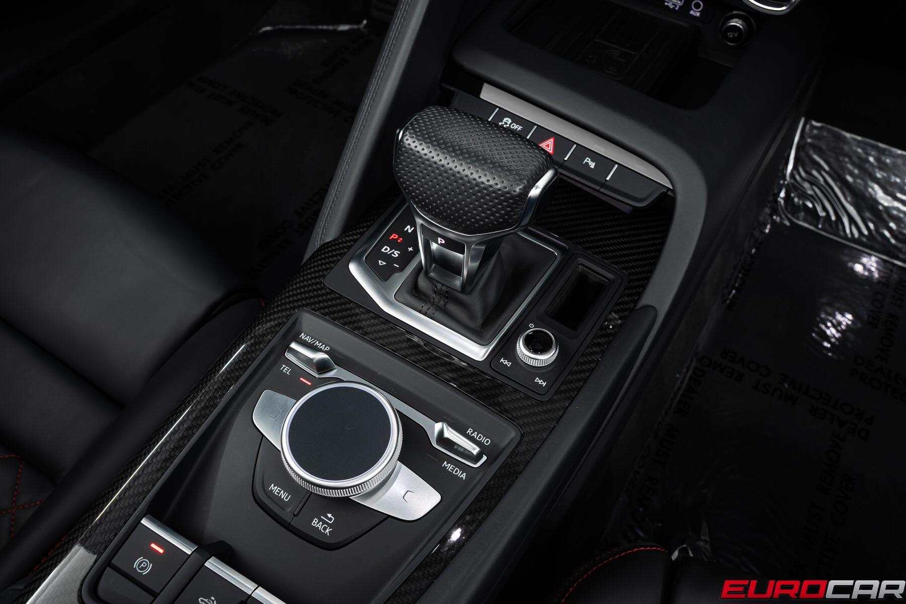 2023 Audi R8 Spyder V10 Performance quattro *HUGE CARBON OPTIONS*Image 44