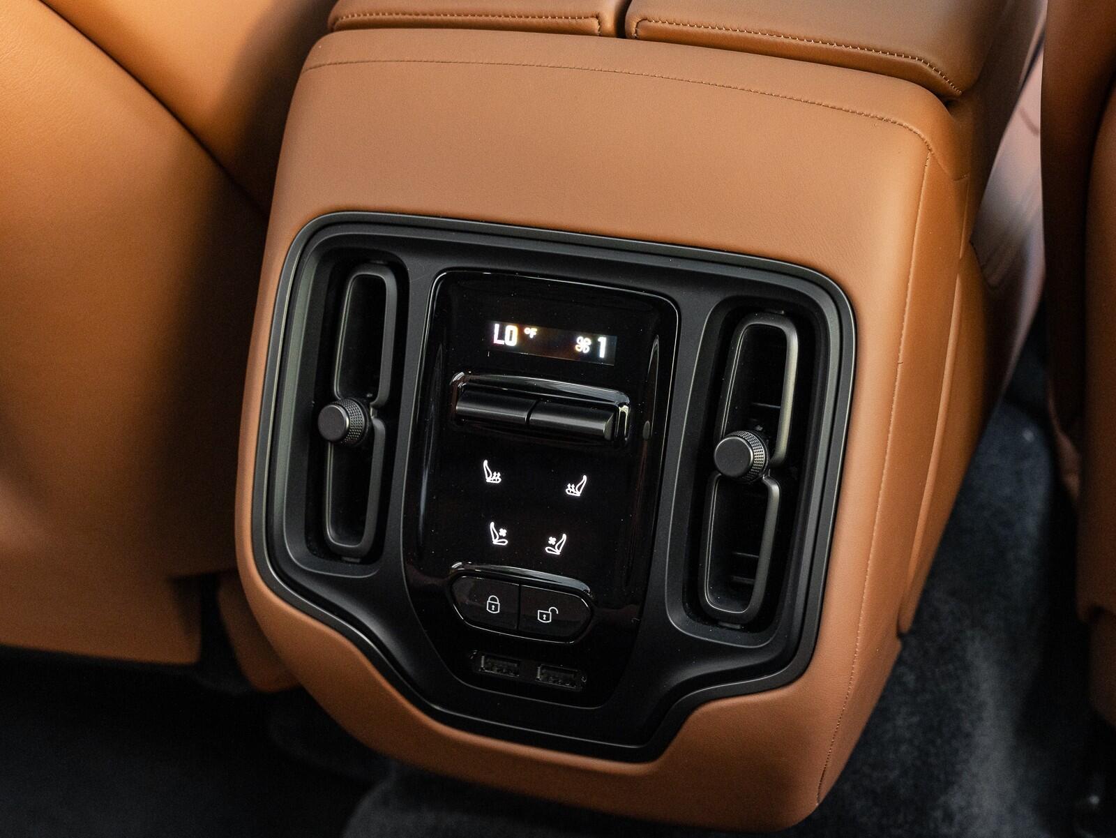 Used 2023 Aston Martin DBX 707