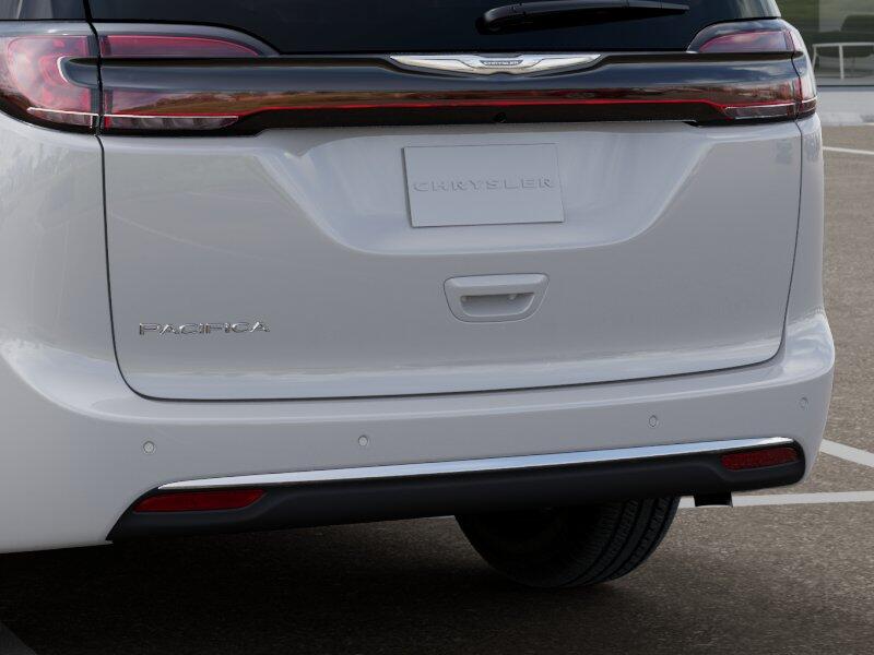 2025 Chrysler Pacifica Select - Photo 39