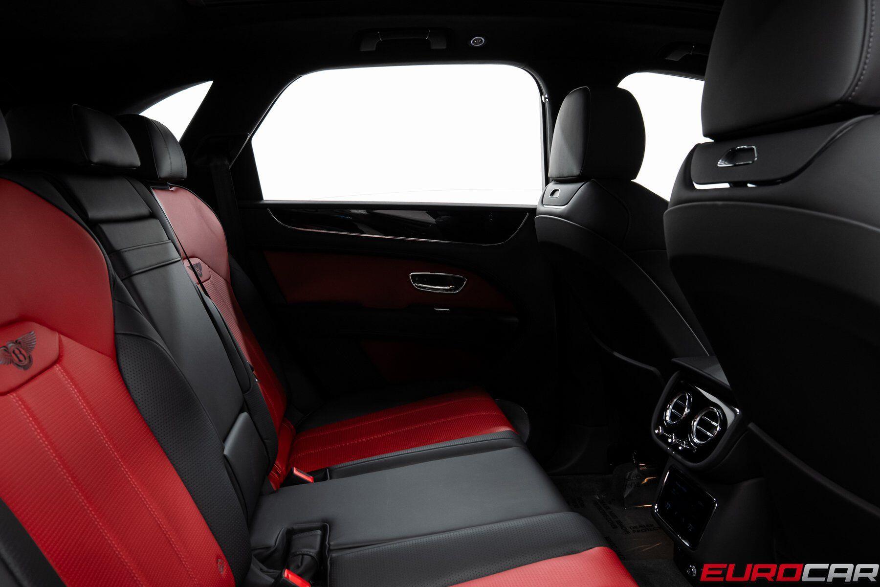 2024 Bentley Bentayga Azure - Photo 35