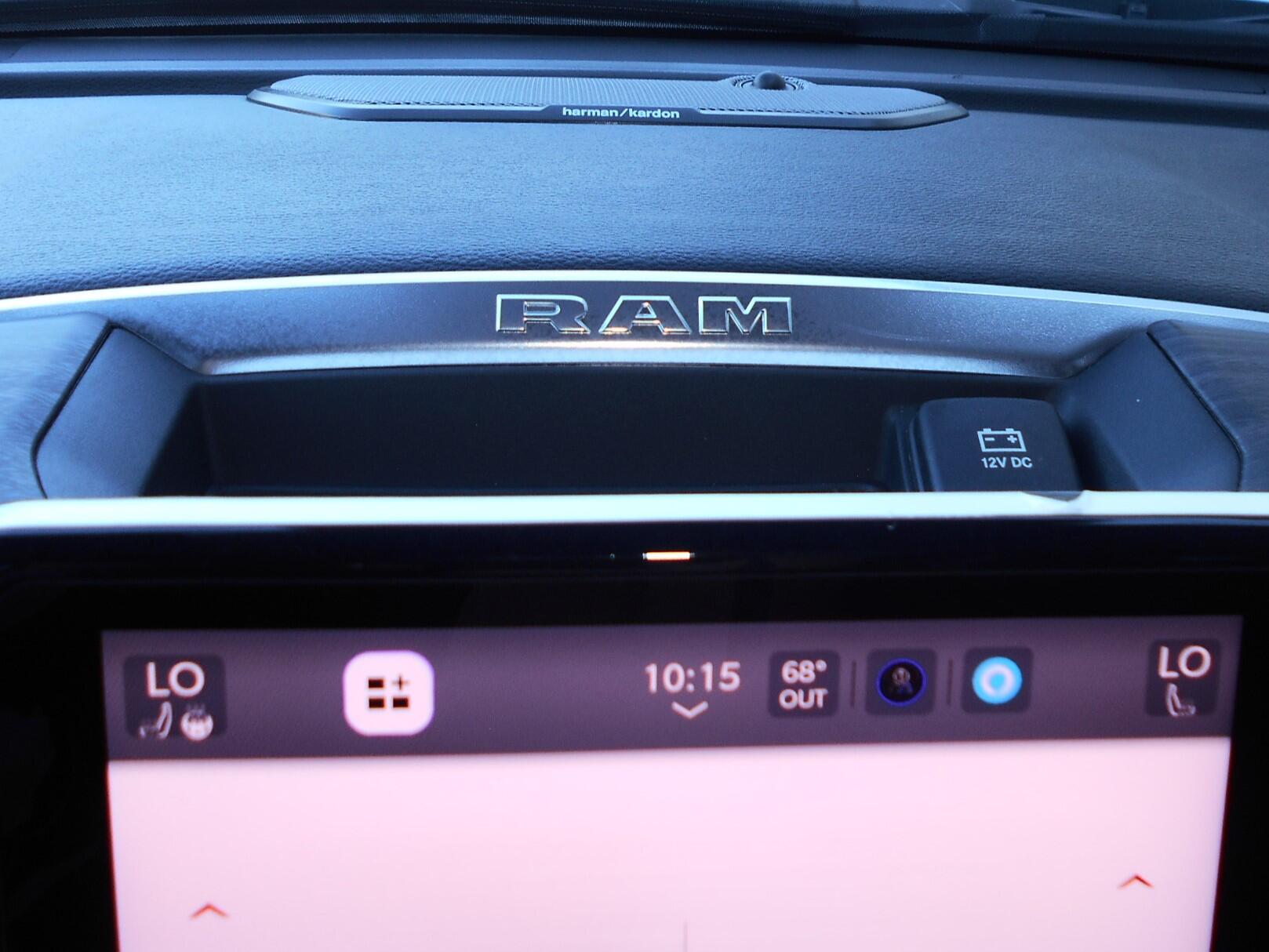 2026 RAM 2500 Laramie - Photo 23