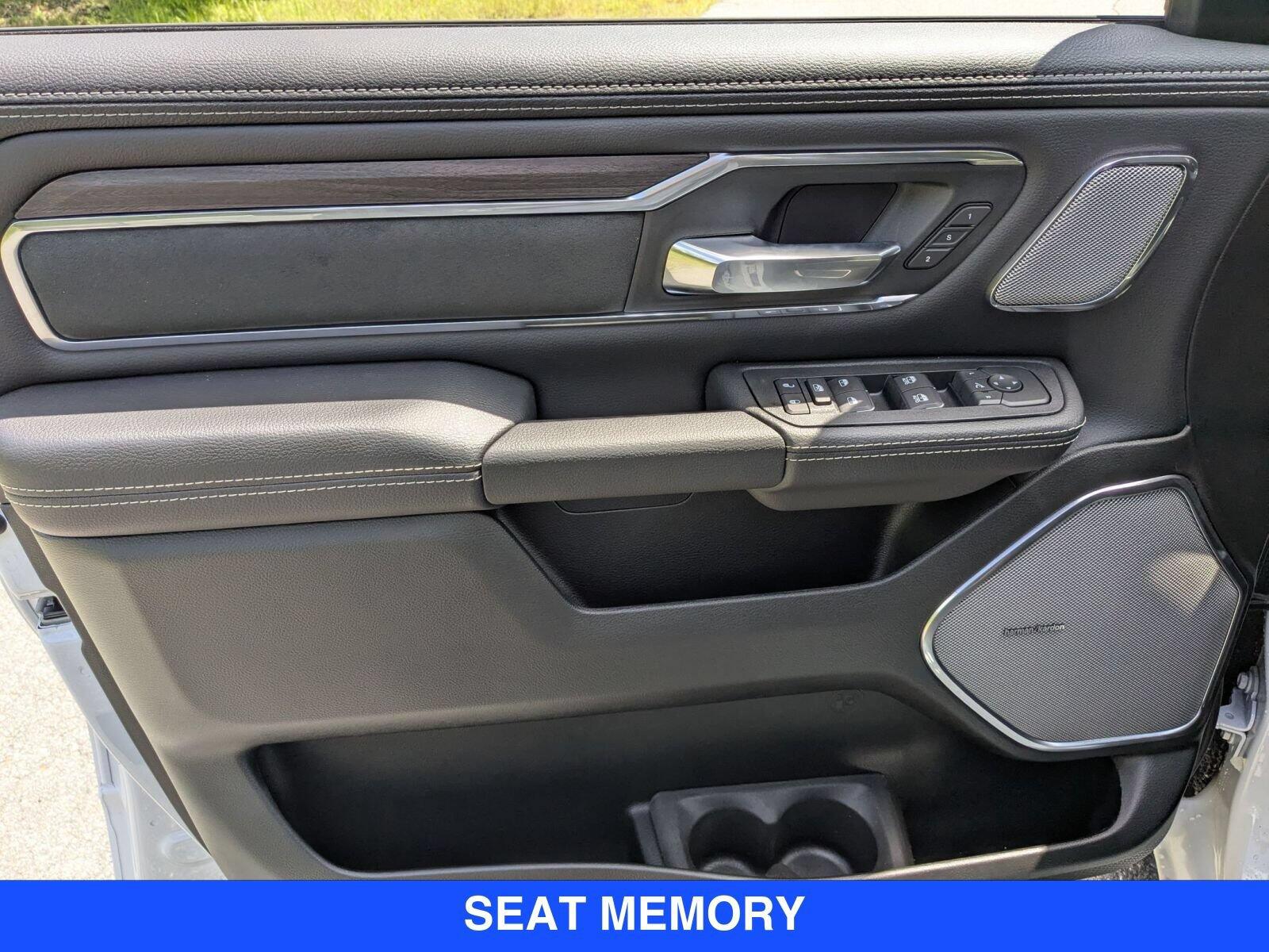 2026 RAM 1500 Laramie - Photo 9