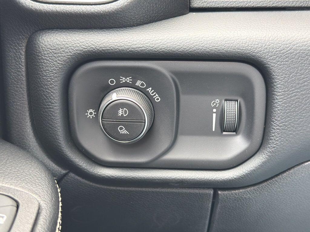 2026 RAM 2500 Big Horn - Photo 13