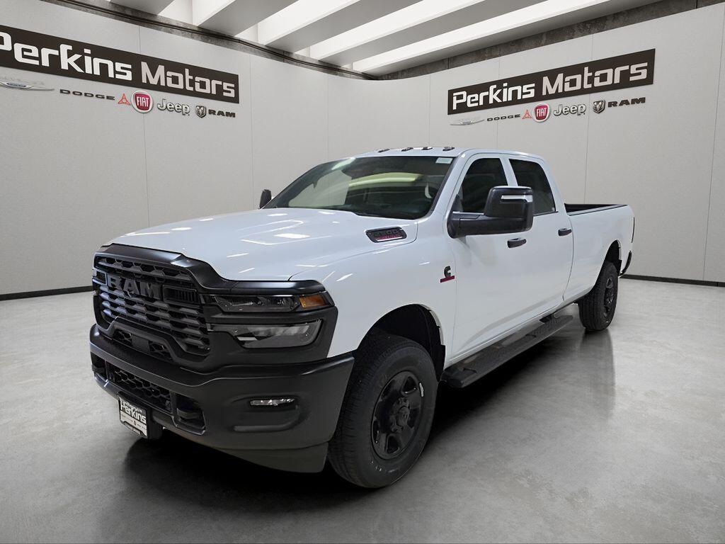 2026 RAM 2500 2500 Tradesman Crew Cab 4x4 8' Box
