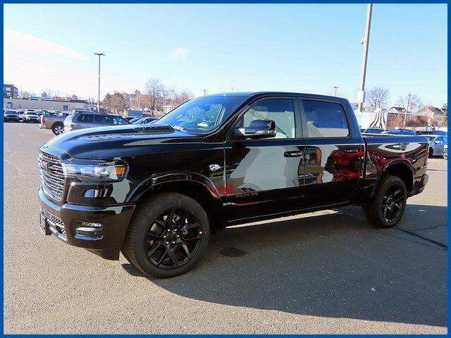 2026 RAM 1500 1500 Laramie Crew Cab 4x4 5'7' Box
