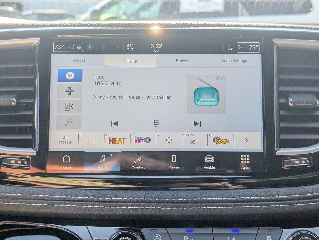 2026 Chrysler Pacifica Select - Photo 21