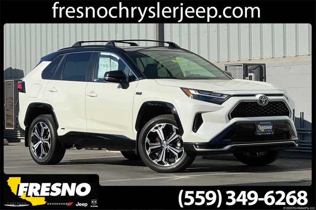 Used 2022 Toyota RAV4 XSE with VIN JTMEB3FV0ND084681 for sale in Fresno, CA