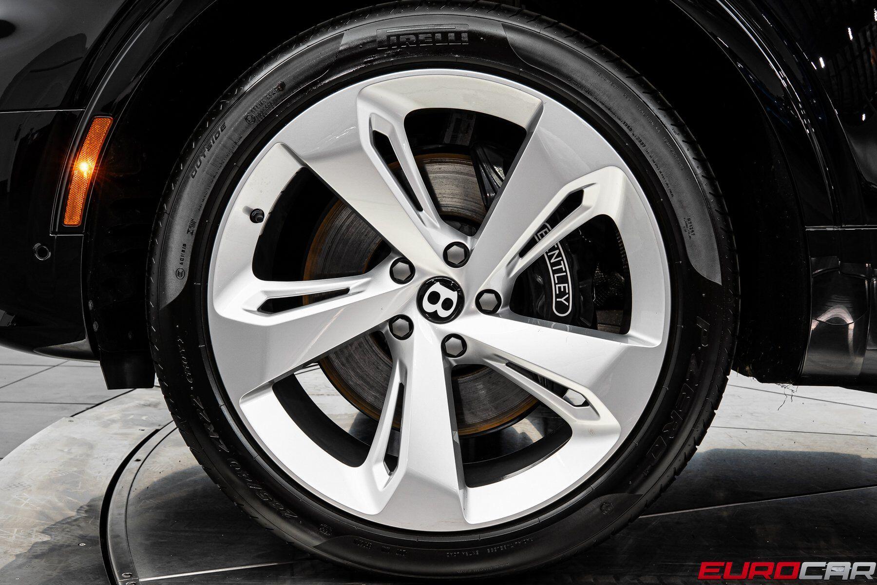 2024 Bentley Bentayga Azure - Photo 20