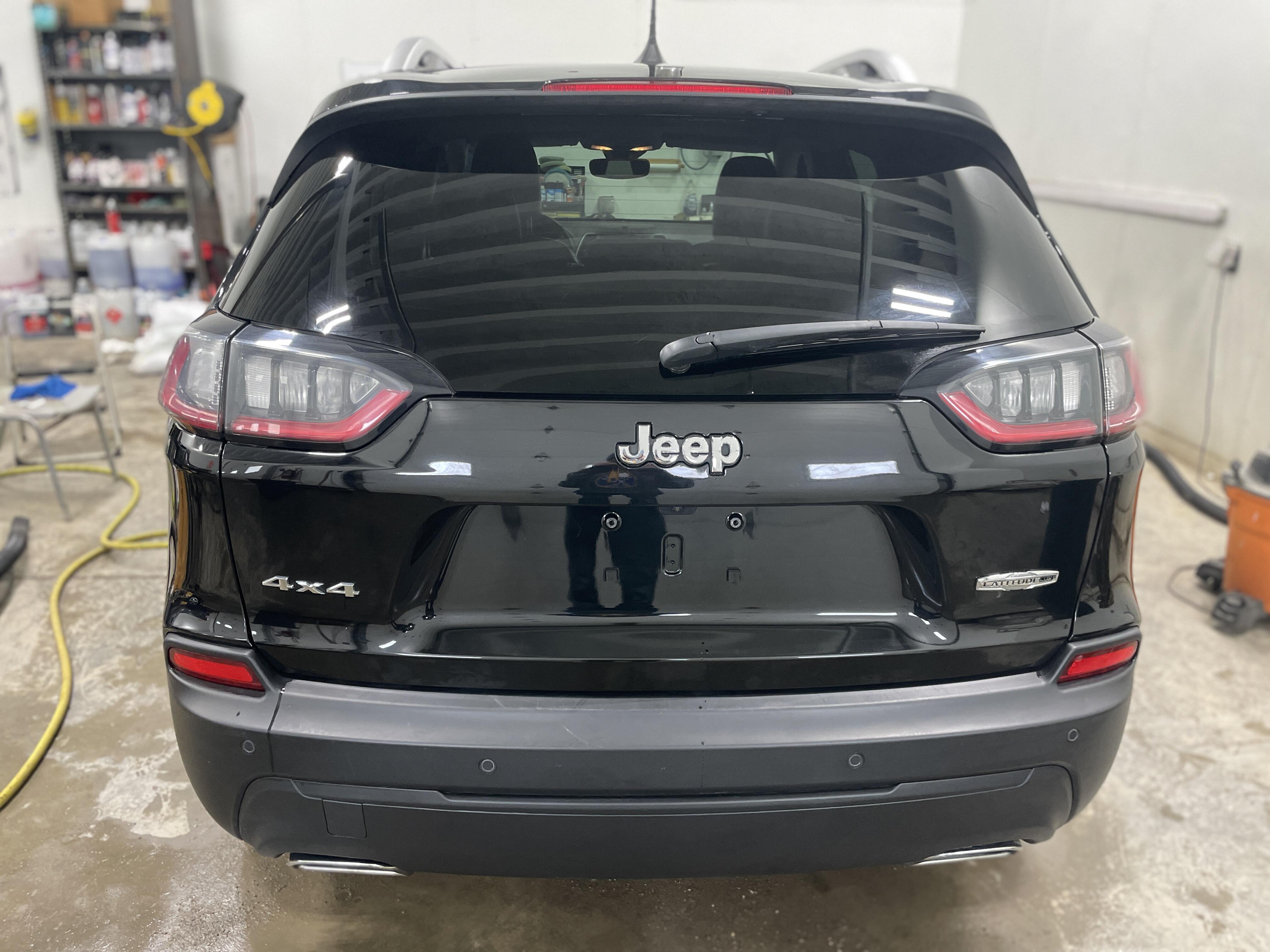2021 Jeep Cherokee Latitude Lux - Photo 11