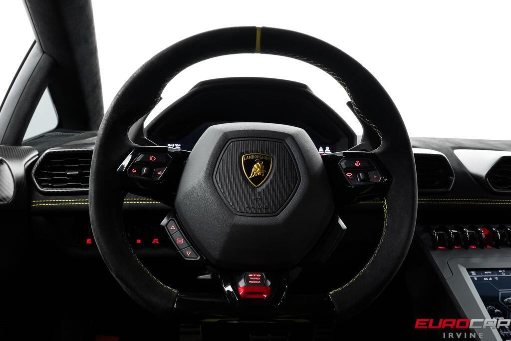 2022 Lamborghini Huracan STO *HUGE CARBON OPTIONS * FRONT LIFT*Image 32