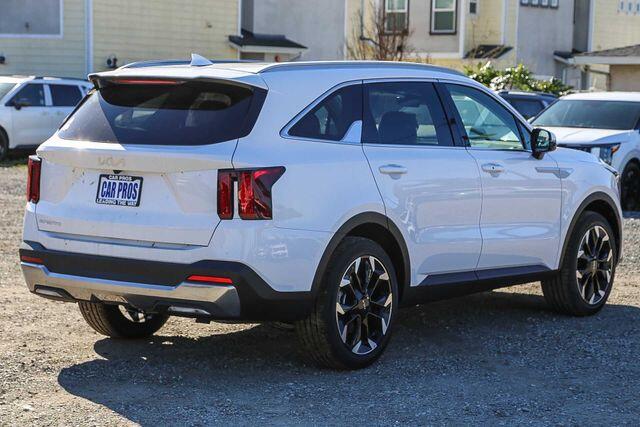 2026 Kia Sorento EX - Photo 16