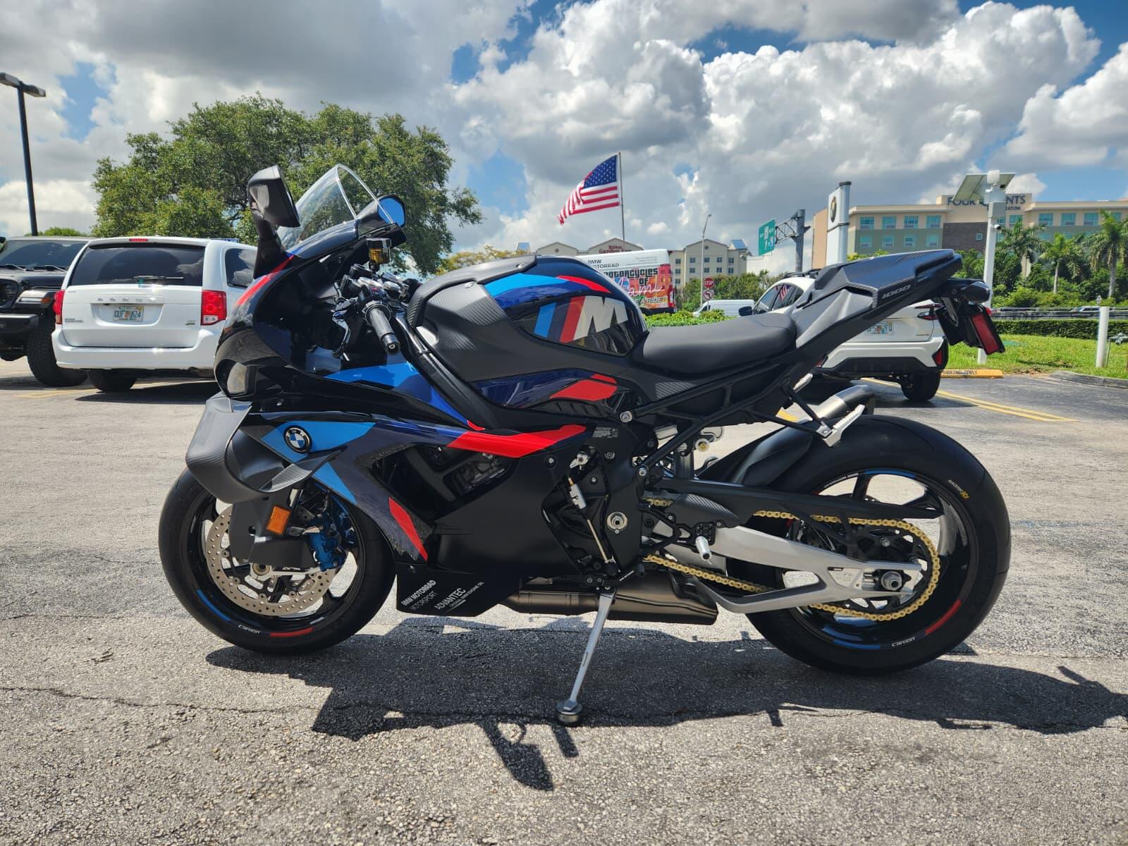 2026 BMW M 1000 RR