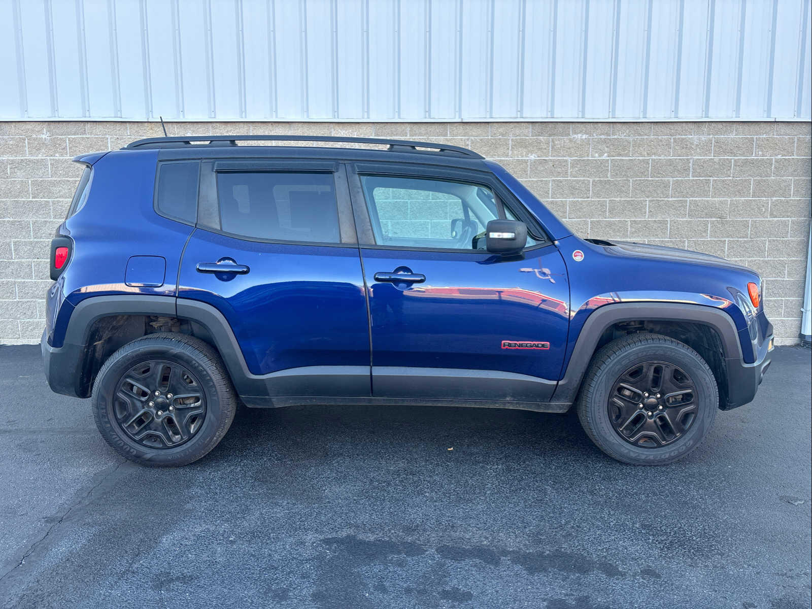 Used 2018 Jeep Renegade Trailhawk with VIN ZACCJBCBXJPH01224 for sale in Wilmington, OH