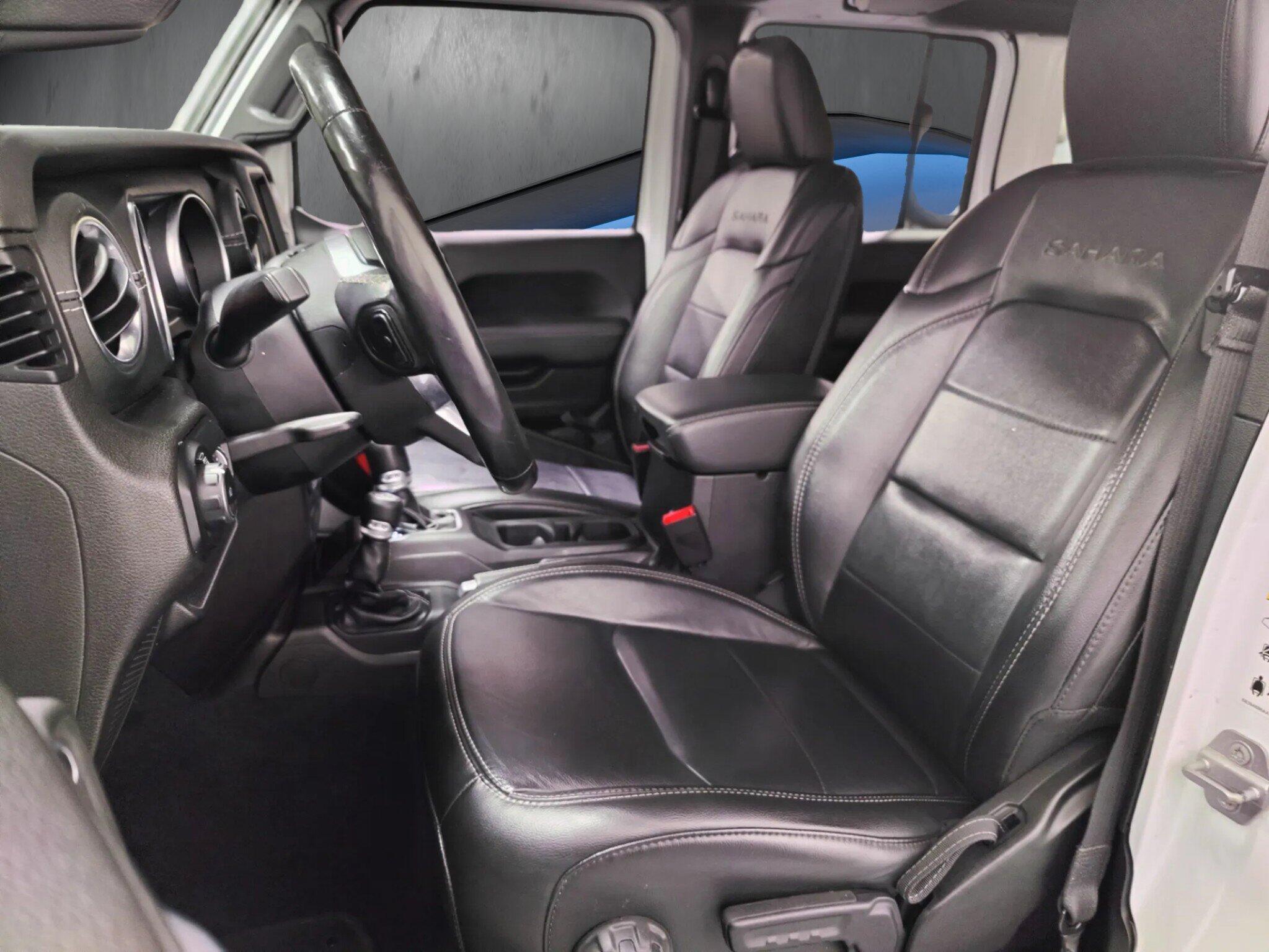 2020 Jeep Wrangler Unlimited Sahara - Photo 13